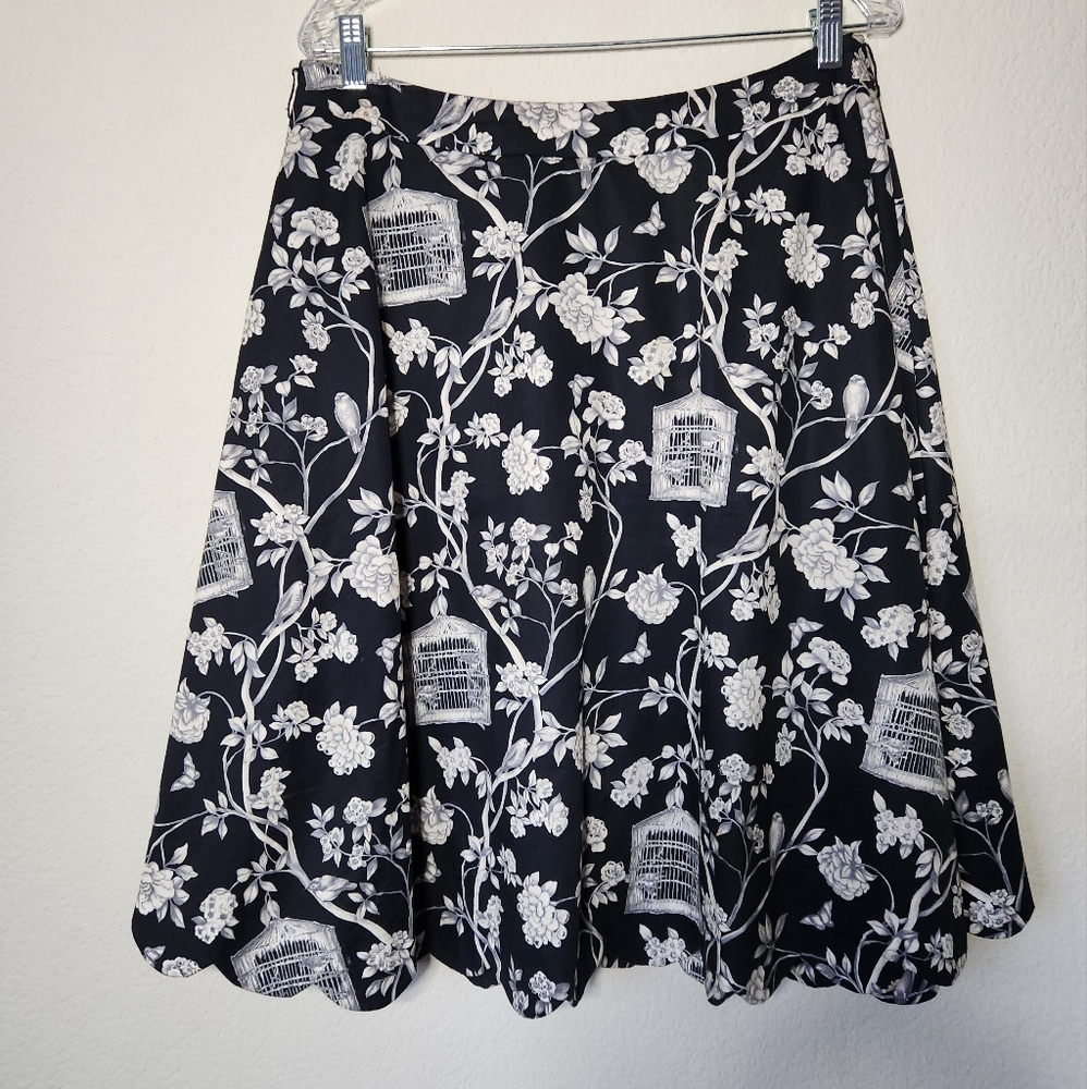 Talbots Navy Blue with Birds & Birdcages fully Lined Skirt Scalloped Hem Size 10 - Picture 1 of 10